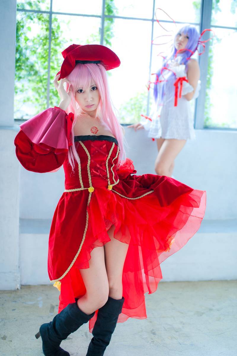 [Cosplay]   cos制服双姐妹